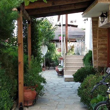 House In The Village 드라마